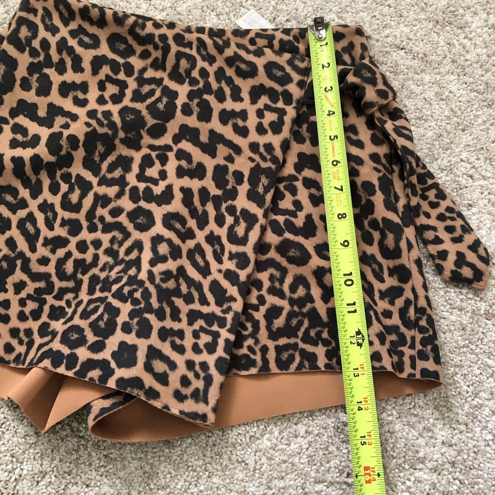 Zara leopard print cheetah short mini skort, size xs - Picture 9 of 9